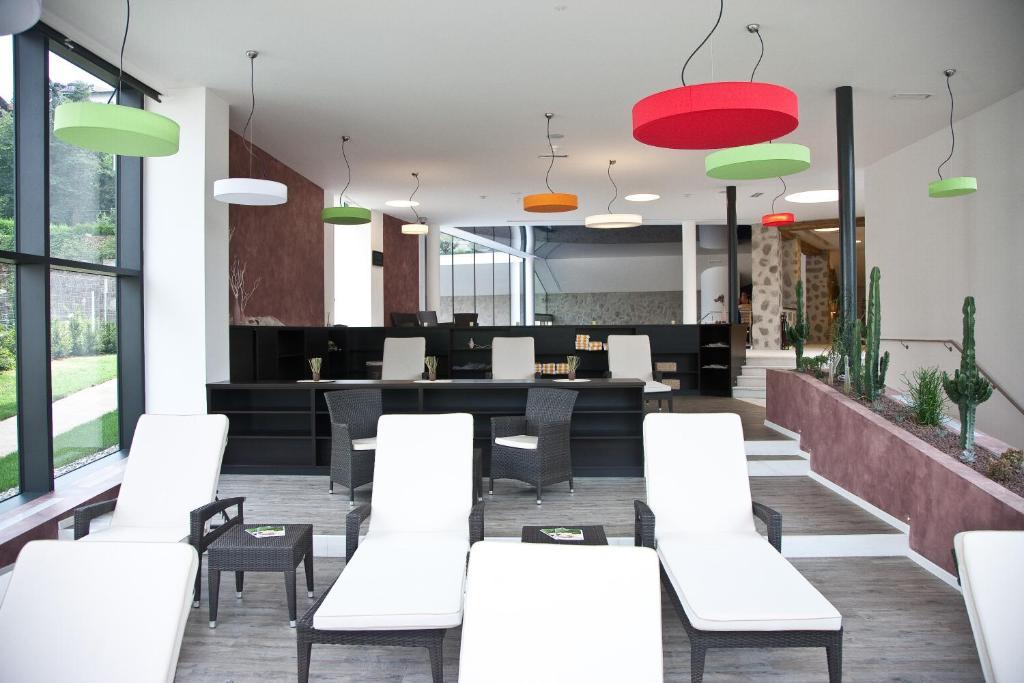 Hotel Gruener Baum Bressanone Exterior photo