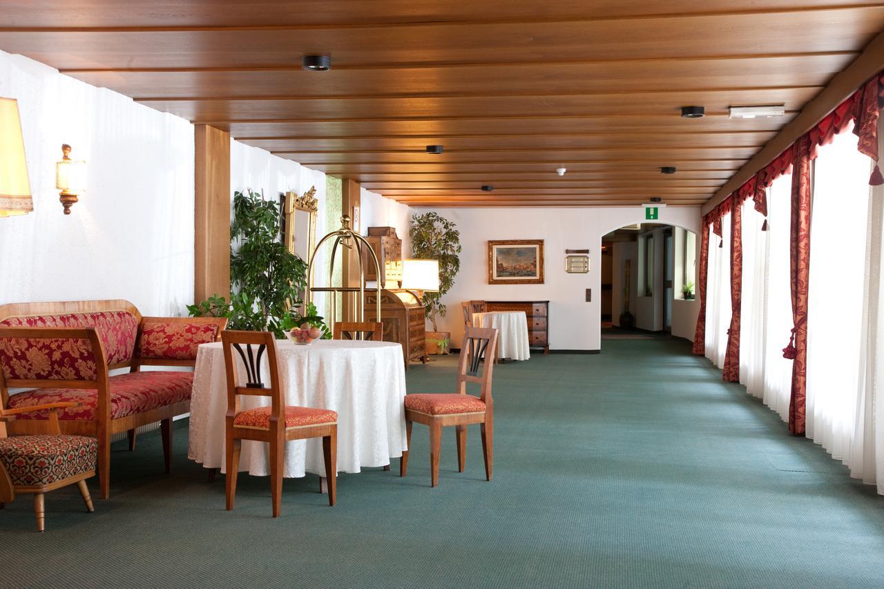 Hotel Gruener Baum Bressanone Exterior photo