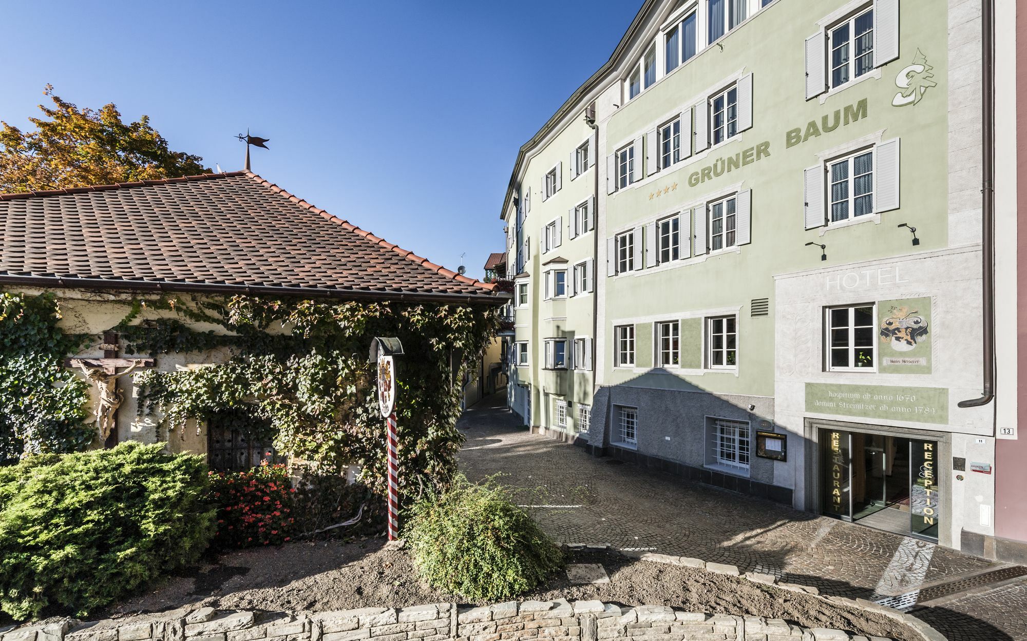 Hotel Gruener Baum Bressanone Exterior photo